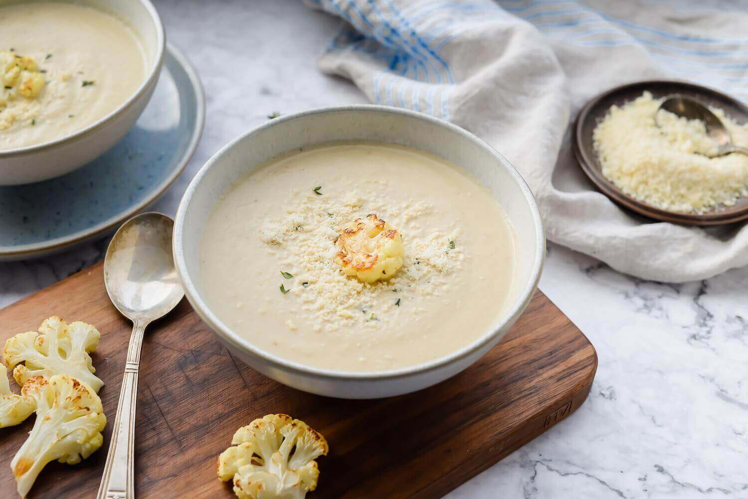 https://www.usdairy.com/getmedia/7e0410be-5bed-416a-8329-f3250248fbe5/creamy_roasted_cauliflower_soup.jpg?width=1500&height=1001&ext=.jpg